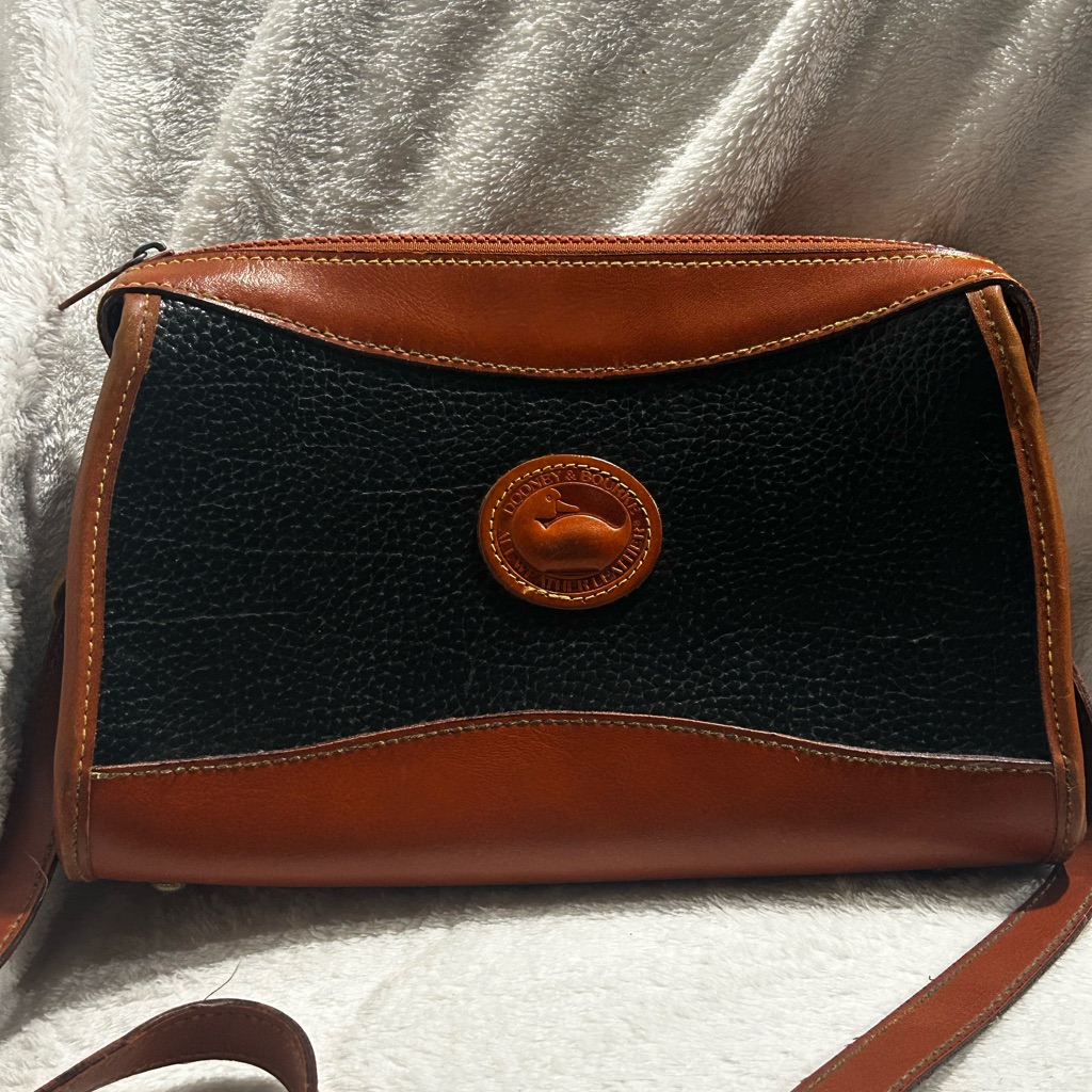 Dooney & Bourke Vintage Classic Brown And Black Leather Crossbody Bag